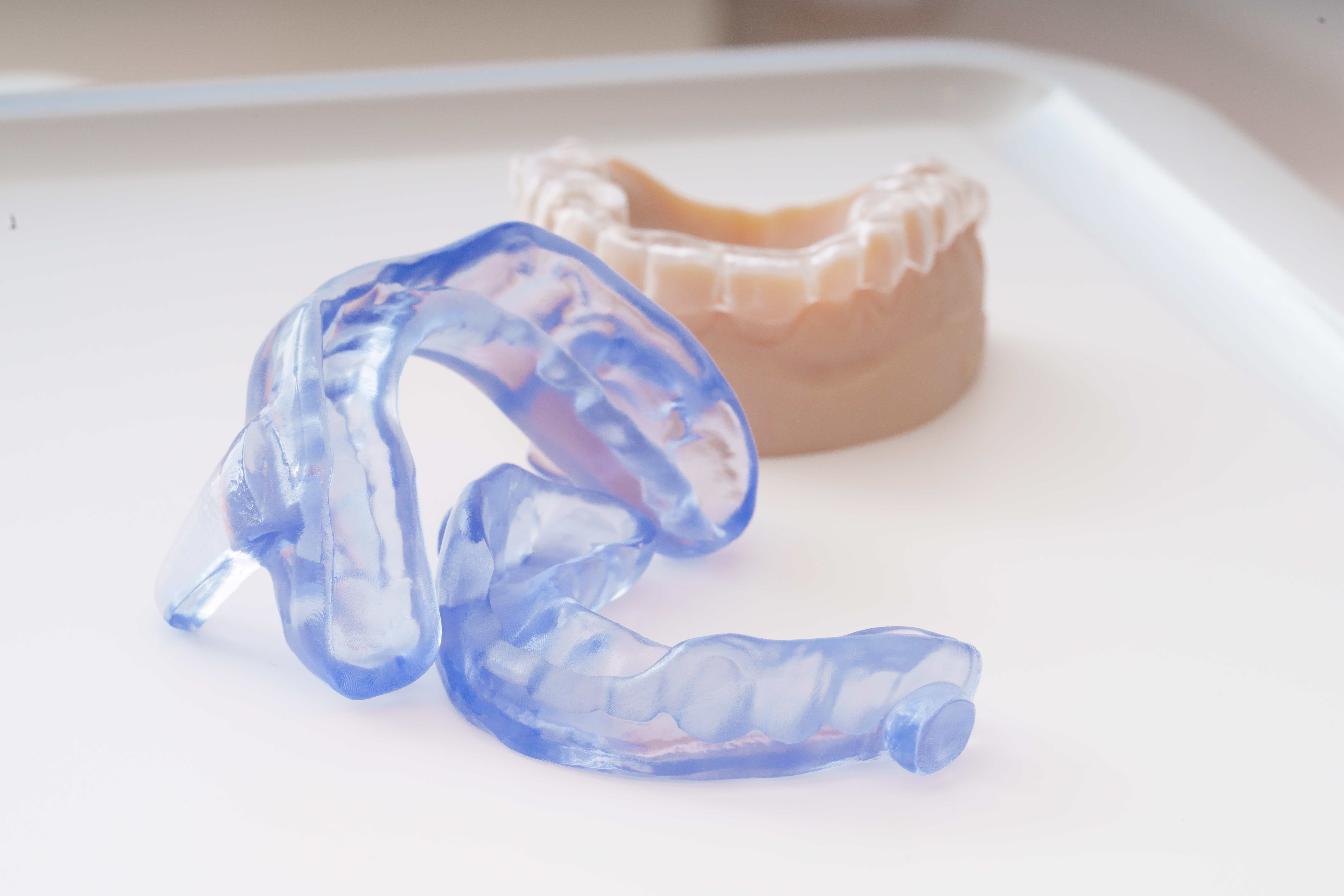 Feste Zähne in 24 Stunden – Zahnärzte am Inn